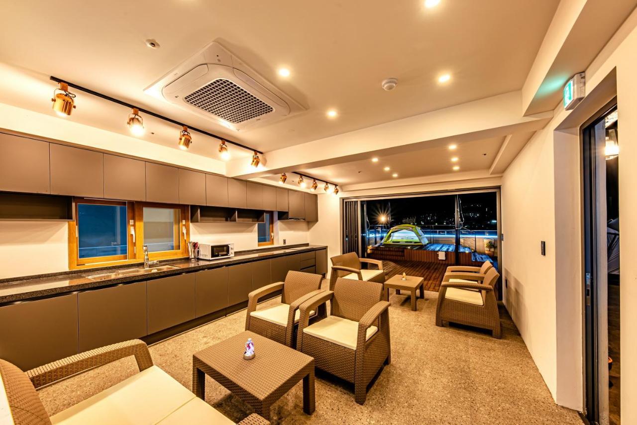 The Jade Hotel เมืองเชจู ภายนอก รูปภาพ