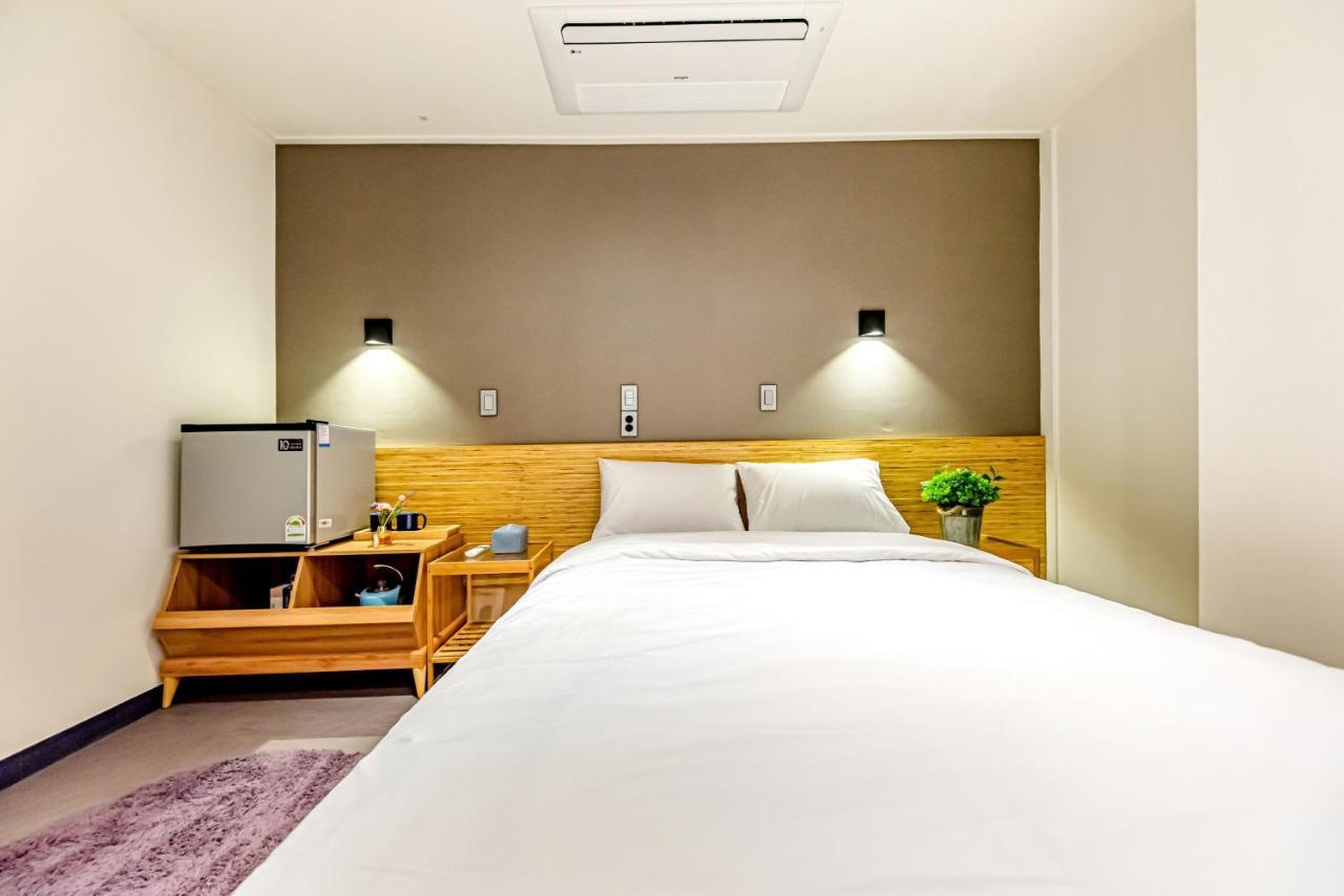 The Jade Hotel เมืองเชจู ภายนอก รูปภาพ
