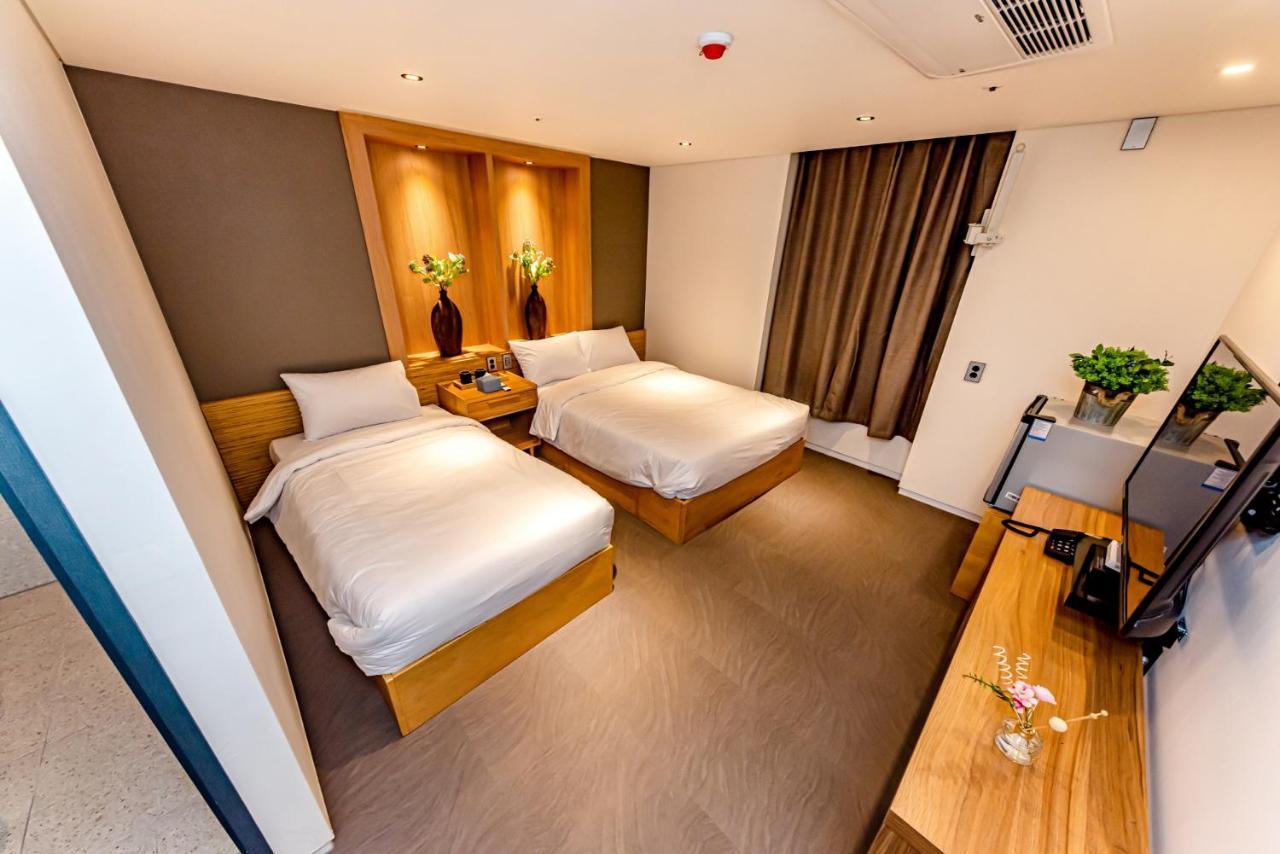 The Jade Hotel เมืองเชจู ภายนอก รูปภาพ