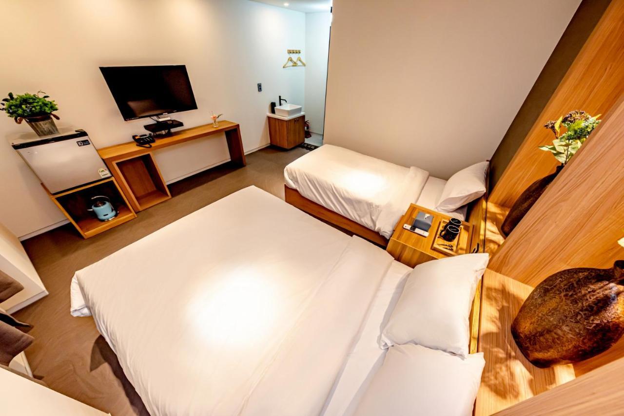 The Jade Hotel เมืองเชจู ภายนอก รูปภาพ